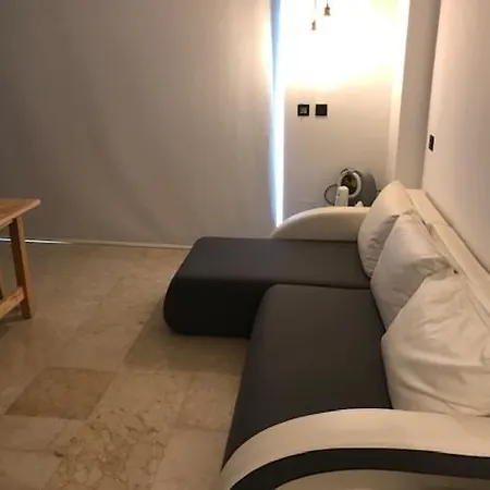 Castillo Santa Clara, La Carihuela Apartment *